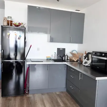 Bel 4 Personnes En Front De Apartment Lacanau