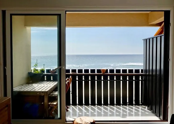 Bel 4 Personnes En Front De